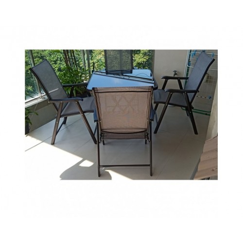 Outdoor Tables and Chairs